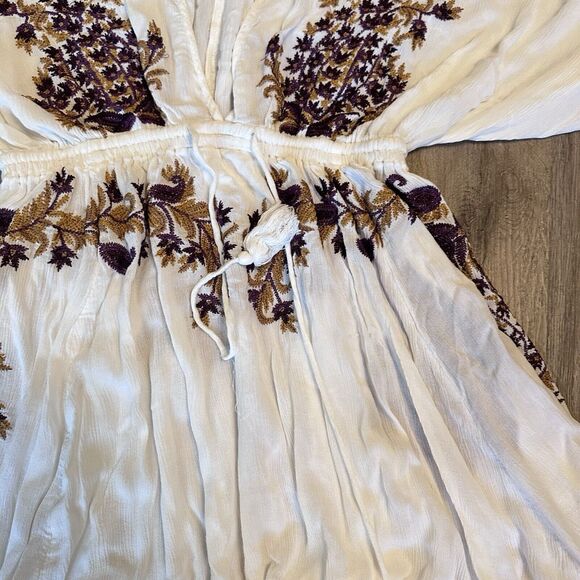 Free People Embroidered Kimono babydoll Dress Size XS Blogger Favorite Boho - Picture 6 of 9